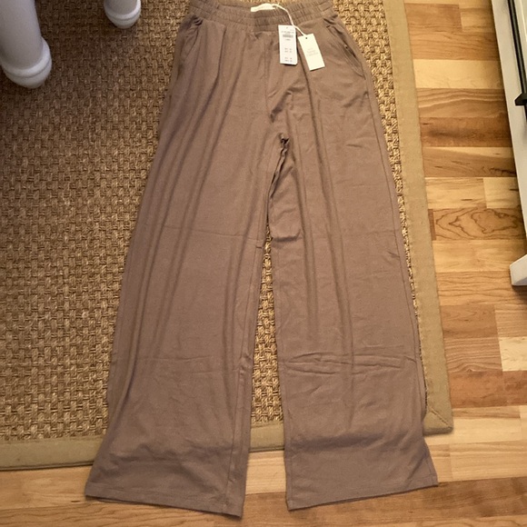 Abercrombie & Fitch The A&F Lounge Collection pants - Picture 2 of 4